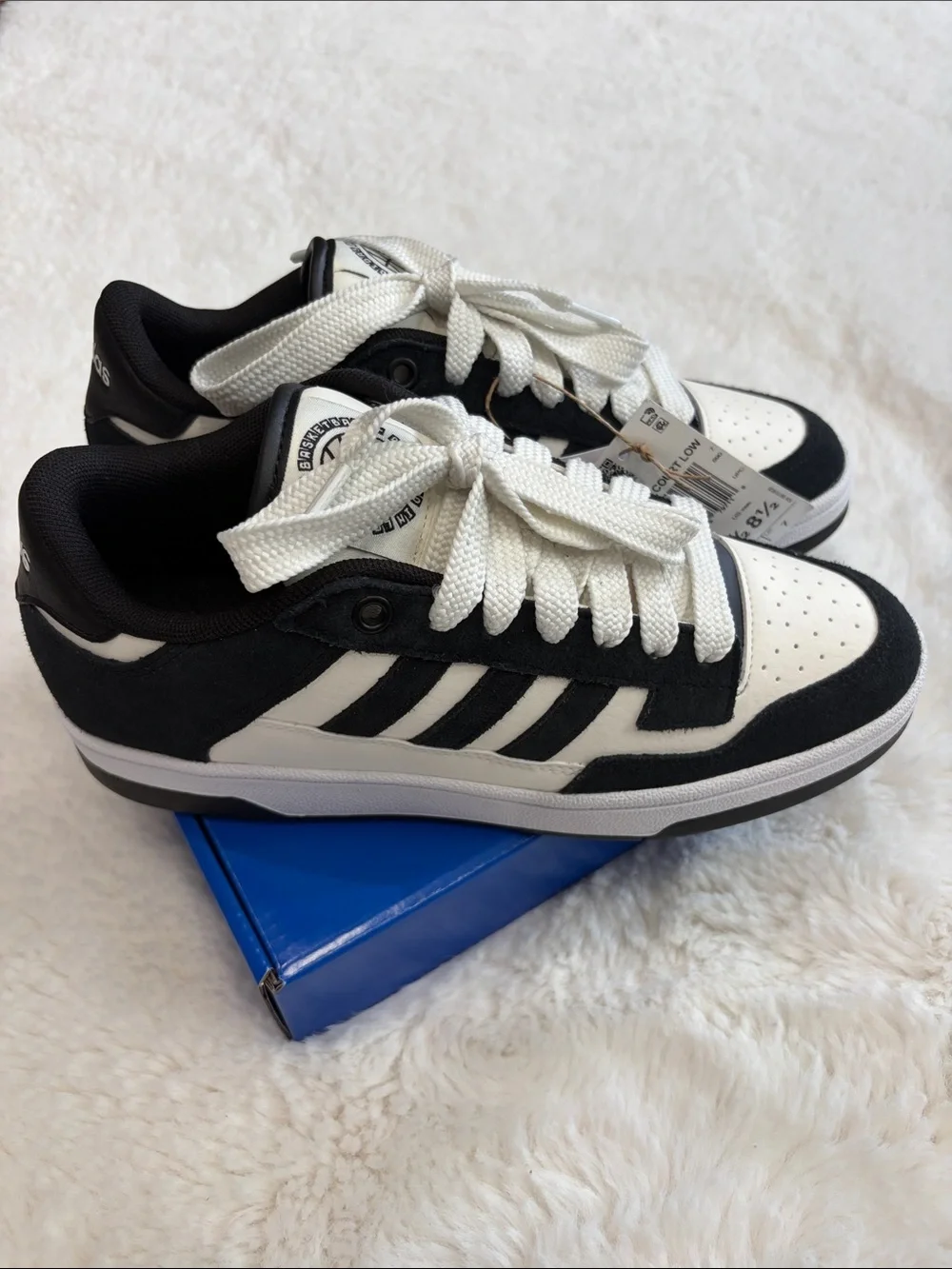 adidas low top